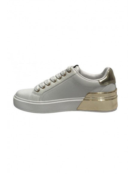 Sneakers Guess FL8COAELE12