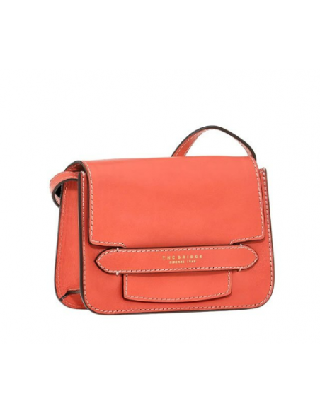 CROSSBODY