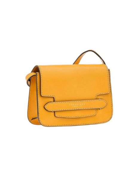 CROSSBODY