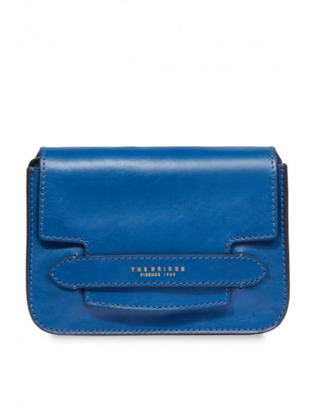 CROSSBODY
