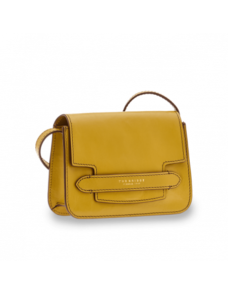 CROSSBODY